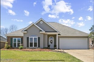 292 Cherry Bark Dr in Brandon, MS - Building Photo