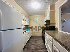 125 Westridge Dr, Unit D in West Monroe, LA - Building Photo - Building Photo
