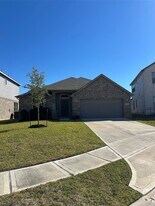 5299 Cascade Ct in Alvin, TX - Building Photo