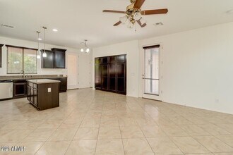 1705 W Pelican Dr in Chandler, AZ - Building Photo - Building Photo