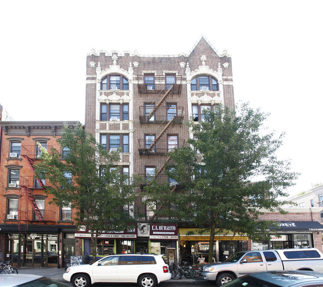 287 Bedford Avenue in Brooklyn, NY - Foto de edificio - Building Photo