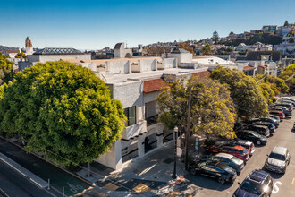 Casa Sanchez Apartments in San Francisco, CA - Foto de edificio - Building Photo