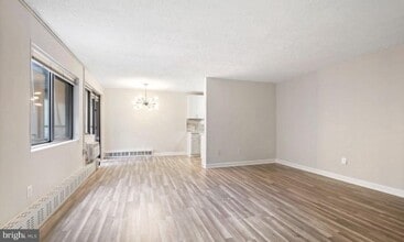 2325 42nd St NW in Washington, DC - Building Photo - Building Photo
