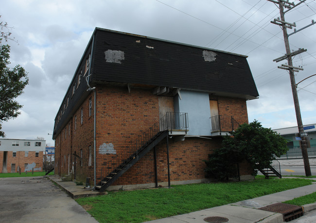 3357 Tchoupitoulas St in New Orleans, LA - Foto de edificio - Building Photo