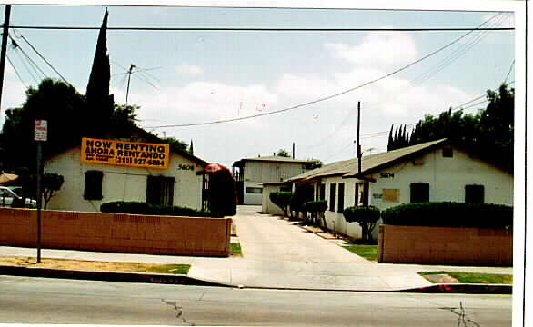 5604-5608 Clara St in Bell Gardens, CA - Building Photo