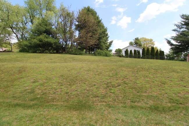 103 Price Dr in Bridgewater, VA - Building Photo - Building Photo