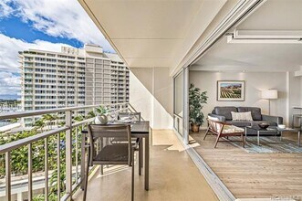 1777 Ala Moana Blvd in Honolulu, HI - Building Photo - Building Photo
