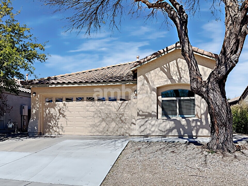 10465 E Oakbrook St in Tucson, AZ - Building Photo