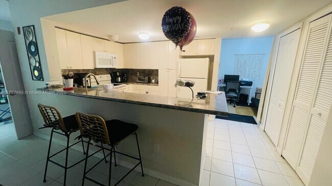 120 SW 37th Ave in Miami, FL - Building Photo - Building Photo