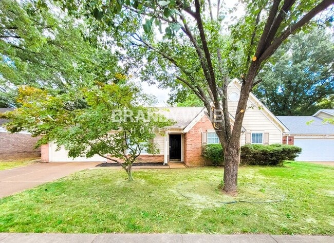 property at 2556 Appling Crest Dr