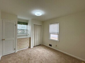 1218 Oakland Terrace Rd in Arbutus, MD - Building Photo - Building Photo