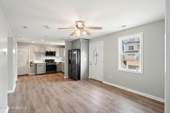 40 Bay Shore Dr in Toms River, NJ - Building Photo - Building Photo