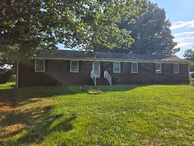 property at 13935 Cool Springs Rd