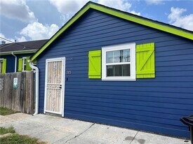 2823 Maurepas St in New Orleans, LA - Building Photo