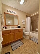 103 Fenway Loop, Unit 101 in San Marcos, TX - Foto de edificio - Building Photo