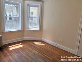 1185 Boylston St, Unit 22 in Boston, MA - Building Photo