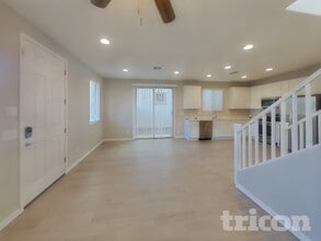 5830 W Wood St in Phoenix, AZ - Foto de edificio - Building Photo