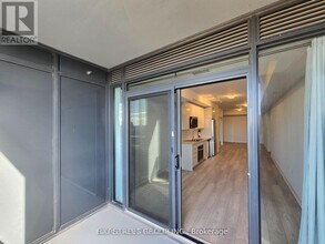 2920 Hwy 7 in Vaughan, ON - Building Photo - Building Photo