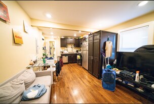 4 Burke St in Boston, MA - Building Photo