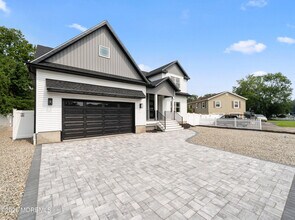 10 Horner Ln in Forked River, NJ - Building Photo - Building Photo