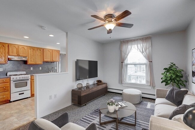 122 Lowell St in Peabody, MA - Building Photo - Building Photo