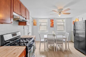 29 Harbor St in Salem, MA - Building Photo - Building Photo