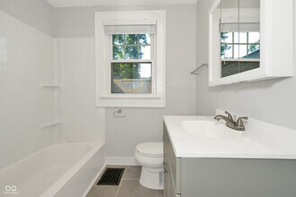 3343 Carrollton Ave in Indianapolis, IN - Building Photo - Building Photo