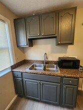 13902 Coit Rd in Cleveland, OH - Foto de edificio - Building Photo