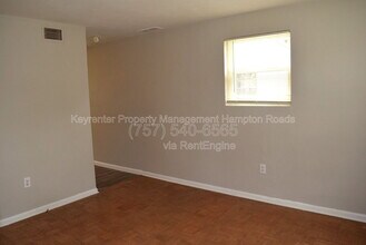 1216 Hoover Ave in Chesapeake, VA - Building Photo - Building Photo