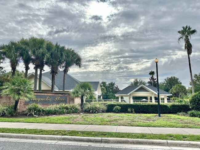 4406 NW 49th St in Gainesville, FL - Building Photo - Building Photo