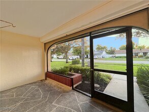 10740 Regent Cir in Naples, FL - Building Photo - Building Photo