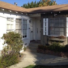 4314-4316 Allott Ave in Sherman Oaks, CA - Building Photo - Building Photo