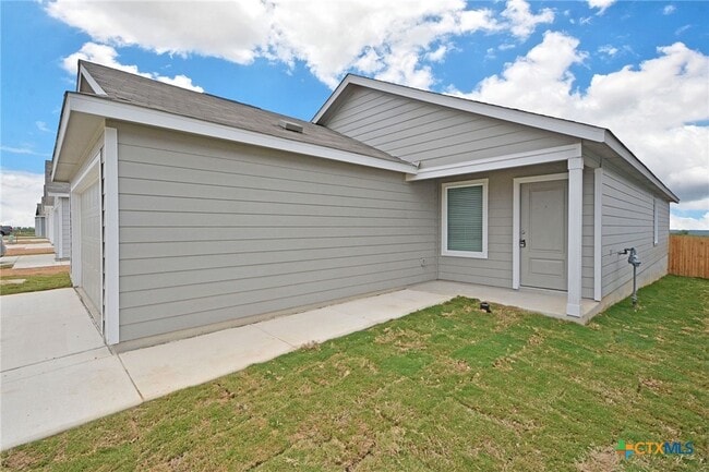 property at 446 Payton Pl