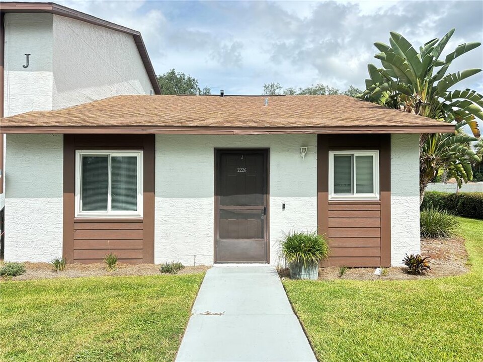 39132 Co Rd 54 in Zephyrhills, FL - Building Photo