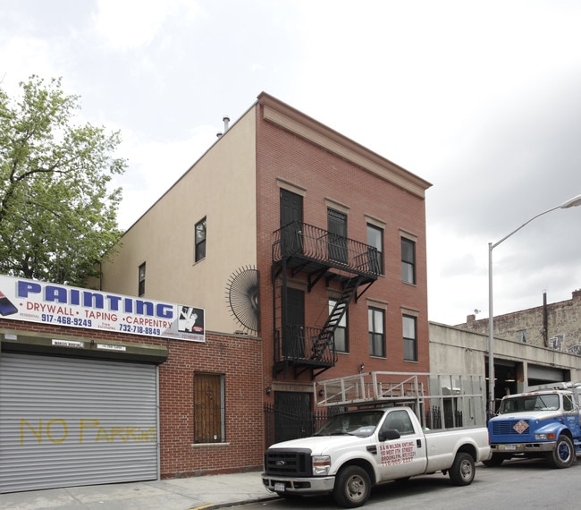 99 W 9th St