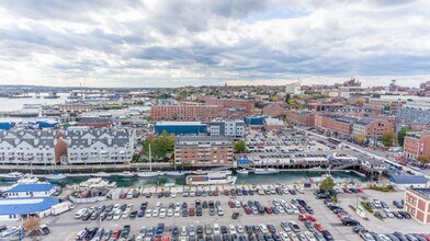 714 Chandlers Wharf, Unit 714 in Portland, ME - Building Photo - Building Photo