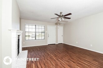 2942 Mesa View Dr in Dallas, TX - Building Photo - Building Photo