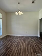 5530 Tucker Circle in Pace, FL - Foto de edificio - Building Photo