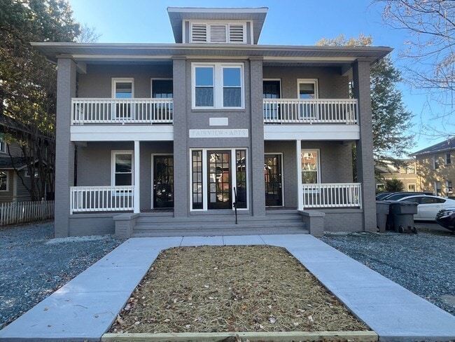 property at 1512 Sunnyside Ave