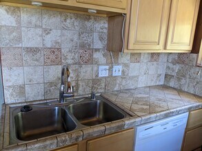 24451 Willow Pass Dr in Tehachapi, CA - Building Photo - Building Photo