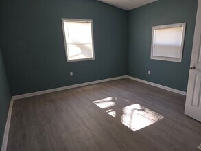 5301 Queen Mary Ln in Jackson, MS - Building Photo - Building Photo