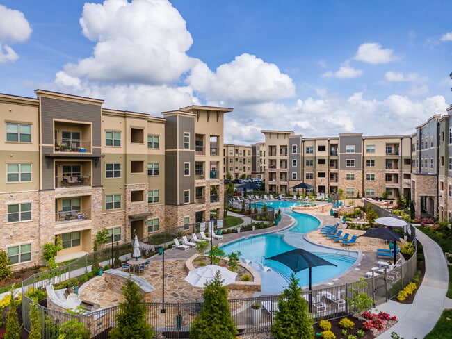 Cyan Southcreek
