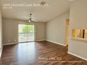 4008 Crockers Lake Blvd in Sarasota, FL - Foto de edificio - Building Photo