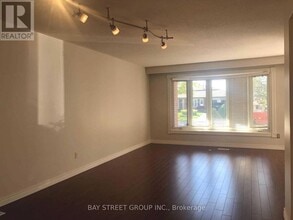 641 Eaglemount Crescent in Mississauga, ON - Building Photo - Building Photo