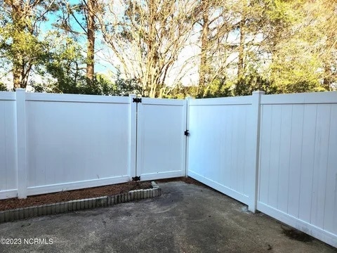 3800 Sterling Pointe Dr in Winterville, NC - Foto de edificio - Building Photo