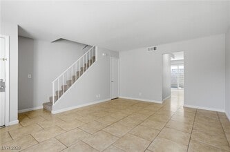 2896 Klinger Cir in Las Vegas, NV - Building Photo - Building Photo