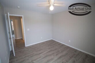 1427 Greensboro Dr in Columbia, MO - Building Photo - Building Photo