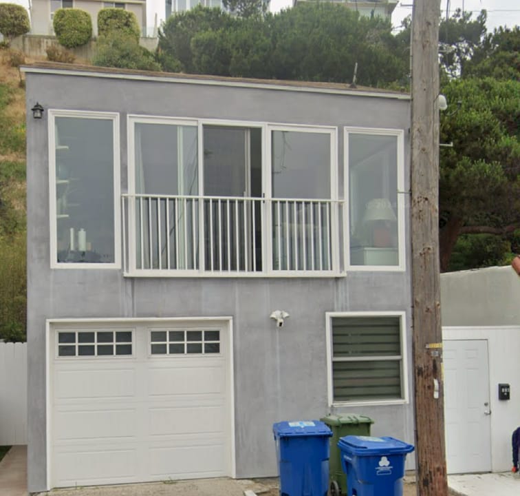 336 Pershing Dr in Los Angeles, CA - Building Photo