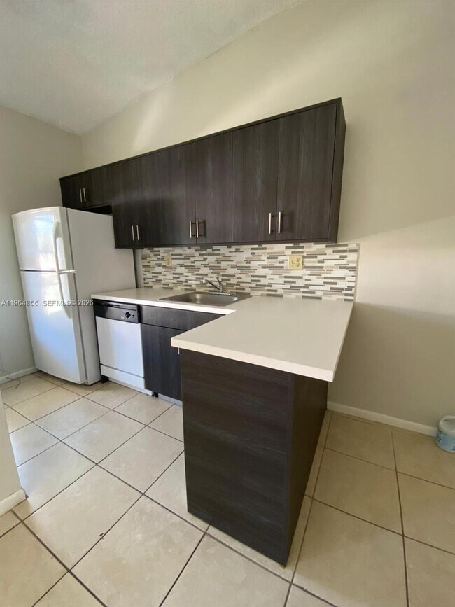 7440 SW 153rd Ct in Miami, FL - Building Photo - Building Photo