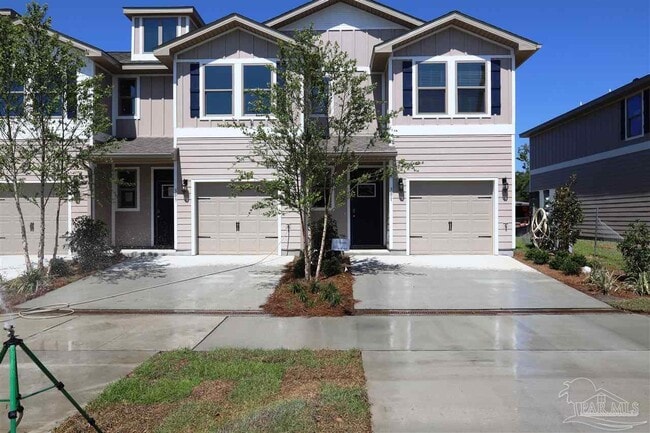 property at 301 S E St